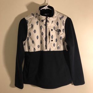 The North Face Jackets & Coats - North Face Half Zip Fleece Jacket The North Face Jackets & Coats - North Face Half Zip Fleece Jacket